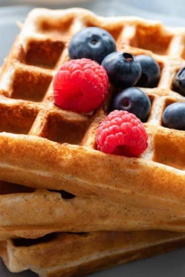 almond flour waffles4.jpg