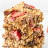 strawberry oatmeal bars4.jpg